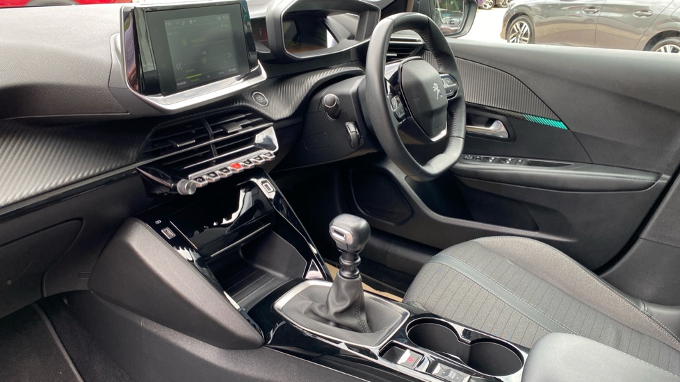 Peugeot 208 1.2 PureTech 100 Allure Premium 5dr Petrol Hatchback - Image 9