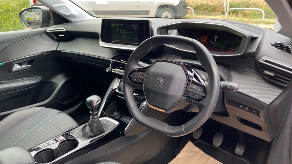 Peugeot 208 1.2 PureTech 100 Allure Premium 5dr Petrol Hatchback - Image 11
