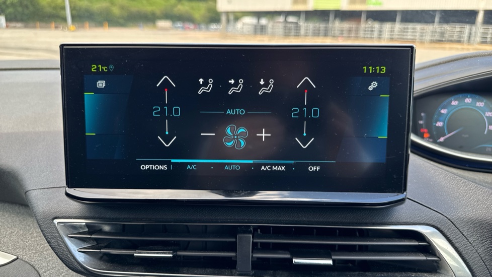 Peugeot 3008 1.6 Hybrid 180 Allure 5dr e-EAT8 Estate - Image 23
