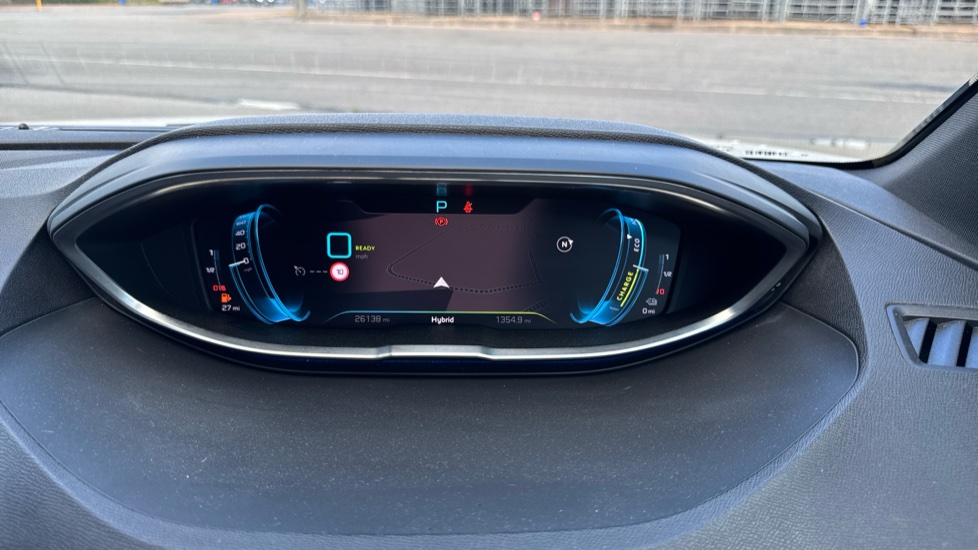Peugeot 3008 1.6 Hybrid 180 Allure 5dr e-EAT8 Estate - Image 34