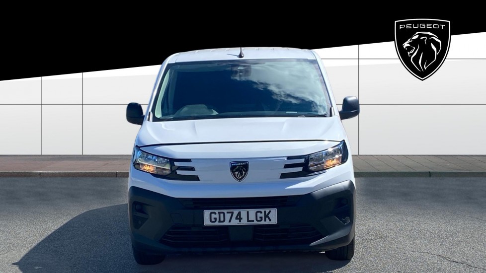 Peugeot Partner Long Diesel 1.5 BlueHDi 100 Professional Crew Van - Image 3