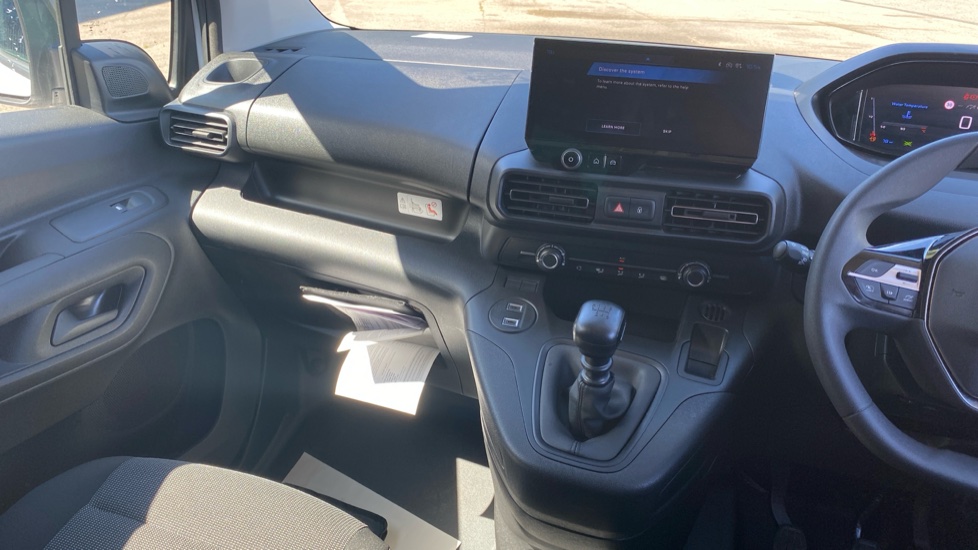 Peugeot Partner Long Diesel 1.5 BlueHDi 100 Professional Crew Van - Image 14