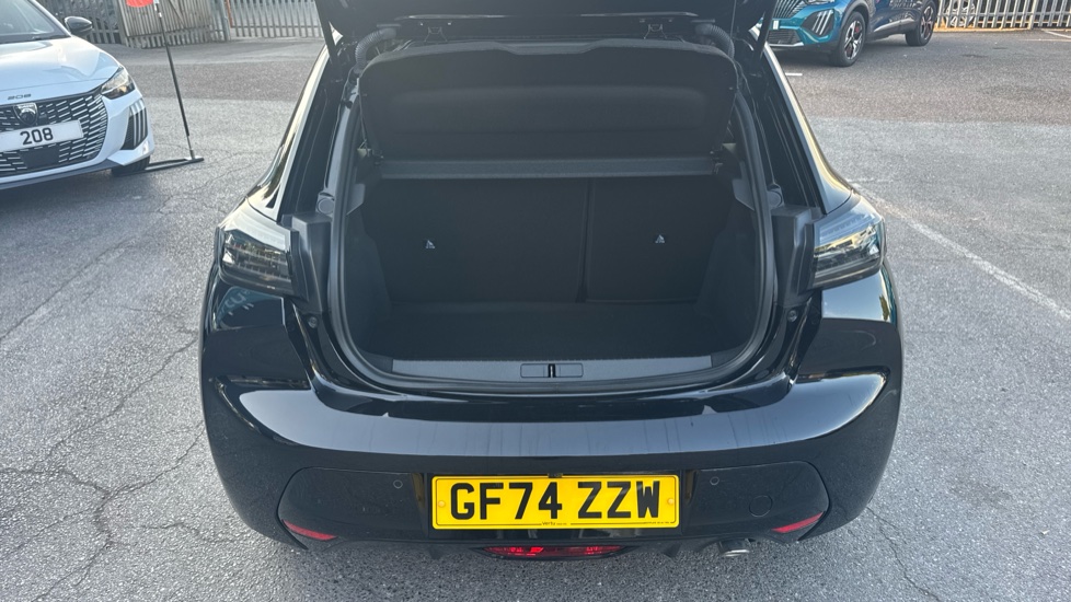 Peugeot 208 1.2 PureTech 100 GT 5dr Petrol Hatchback - Image 4