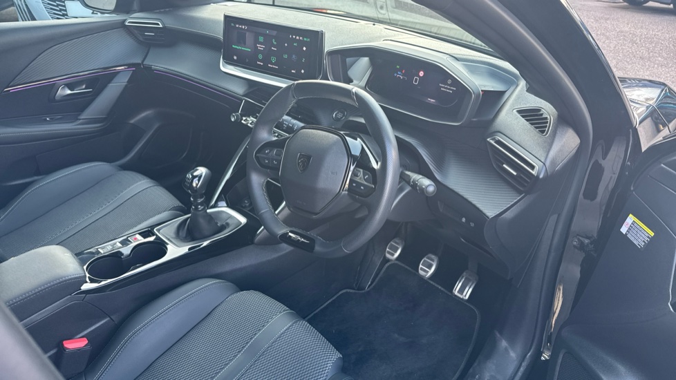 Peugeot 208 1.2 PureTech 100 GT 5dr Petrol Hatchback - Image 35