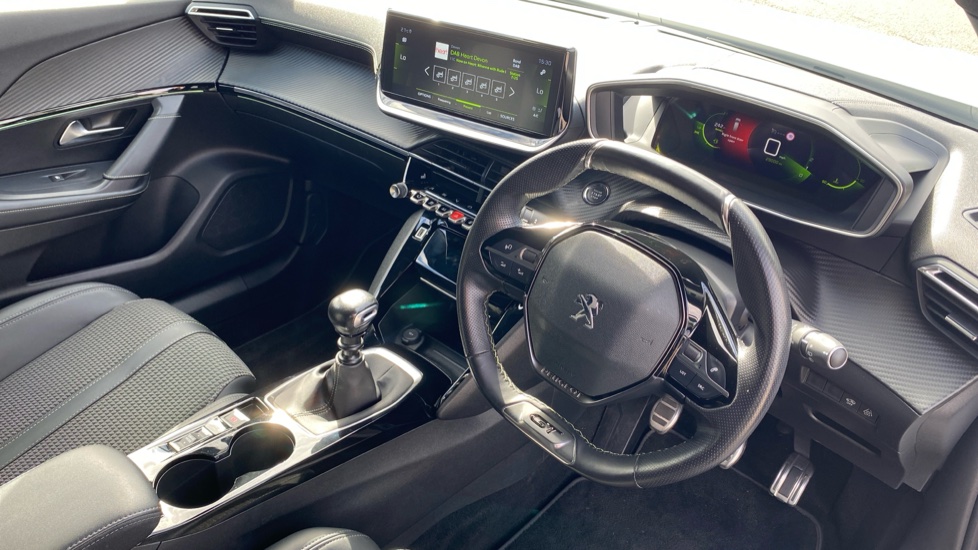 Peugeot 2008 1.2 PureTech 130 GT 5dr Petrol Estate - Image 11