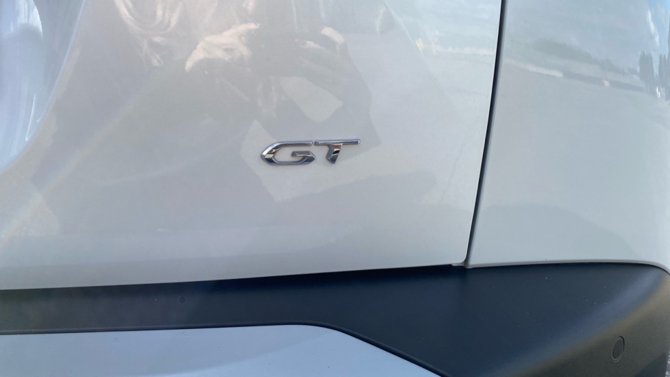 Peugeot 2008 1.2 PureTech 130 GT 5dr Petrol Estate - Image 21