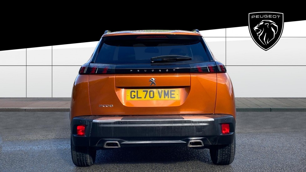 Peugeot 2008 1.2 PureTech 130 Allure Premium 5dr EAT8 Petrol Estate - Image 6