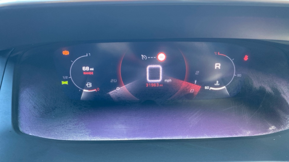 Peugeot 2008 1.2 PureTech 130 Allure Premium 5dr EAT8 Petrol Estate - Image 18