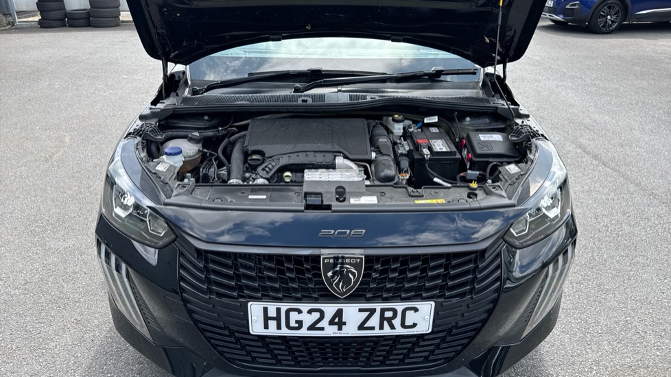 Peugeot 208 1.2 PureTech 100 Active 5dr Petrol Hatchback - Image 8