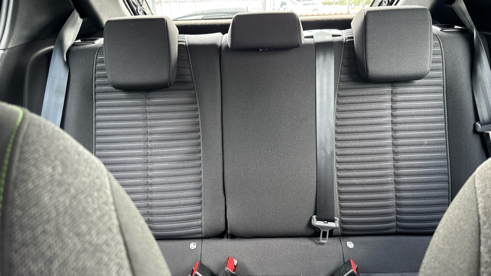 Peugeot 208 1.2 PureTech 100 Active 5dr Petrol Hatchback - Image 15