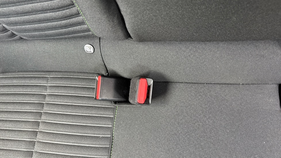 Peugeot 208 1.2 PureTech 100 Active 5dr Petrol Hatchback - Image 17