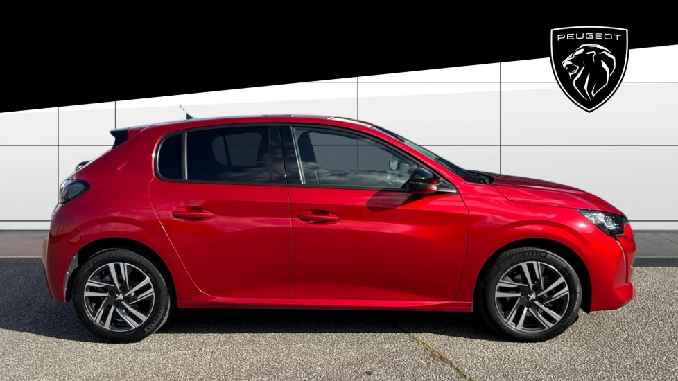 Peugeot 208 1.2 PureTech 100 Allure Premium + 5dr Petrol Hatchback - Image 5