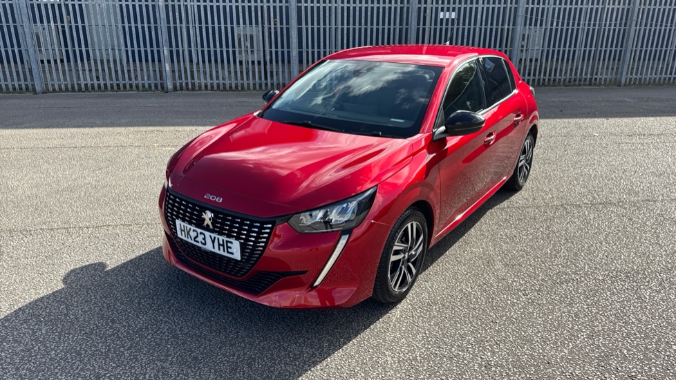 Peugeot 208 1.2 PureTech 100 Allure Premium + 5dr Petrol Hatchback - Image 36