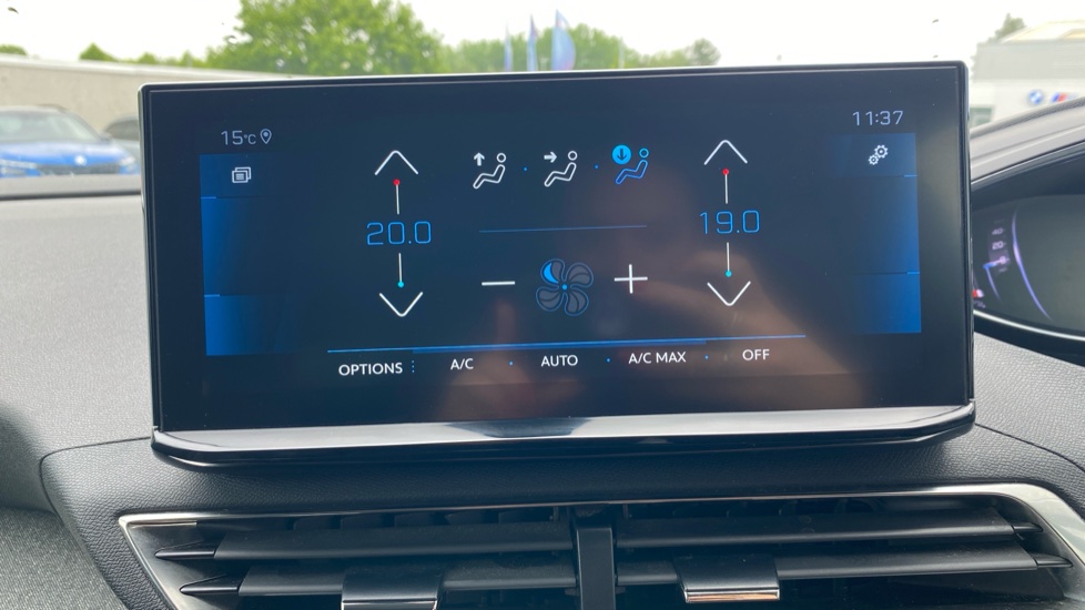 Peugeot 5008 1.2 PureTech Allure Premium+ 5dr Petrol Estate - Image 34