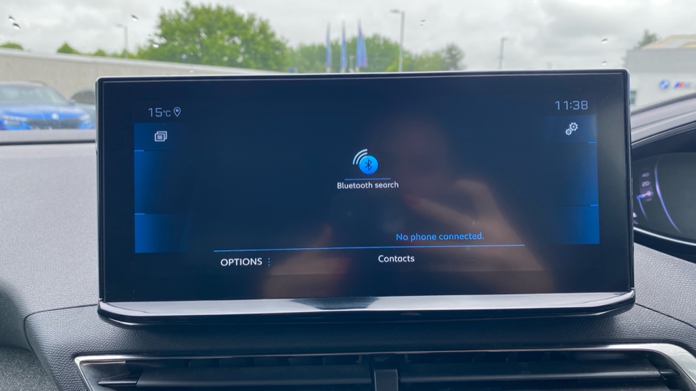 Peugeot 5008 1.2 PureTech Allure Premium+ 5dr Petrol Estate - Image 37