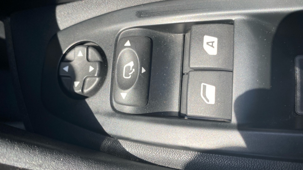 Peugeot 208 1.6 THP GTi Prestige 3dr Petrol Hatchback - Image 33