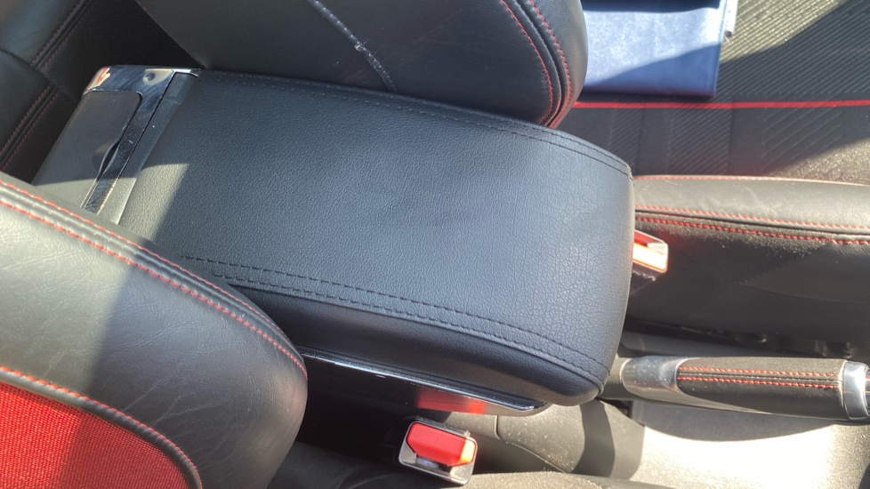 Peugeot 208 1.6 THP GTi Prestige 3dr Petrol Hatchback - Image 38