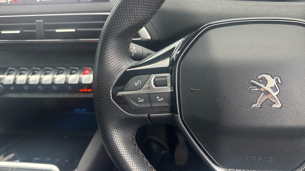 Peugeot 3008 1.2 PureTech GT Line Premium 5dr Petrol Estate - Image 23