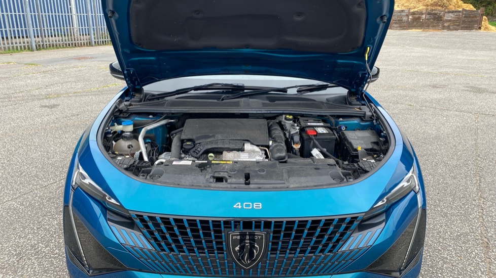 Peugeot 408 1.2 PureTech GT 5dr EAT8 Petrol Hatchback - Image 8