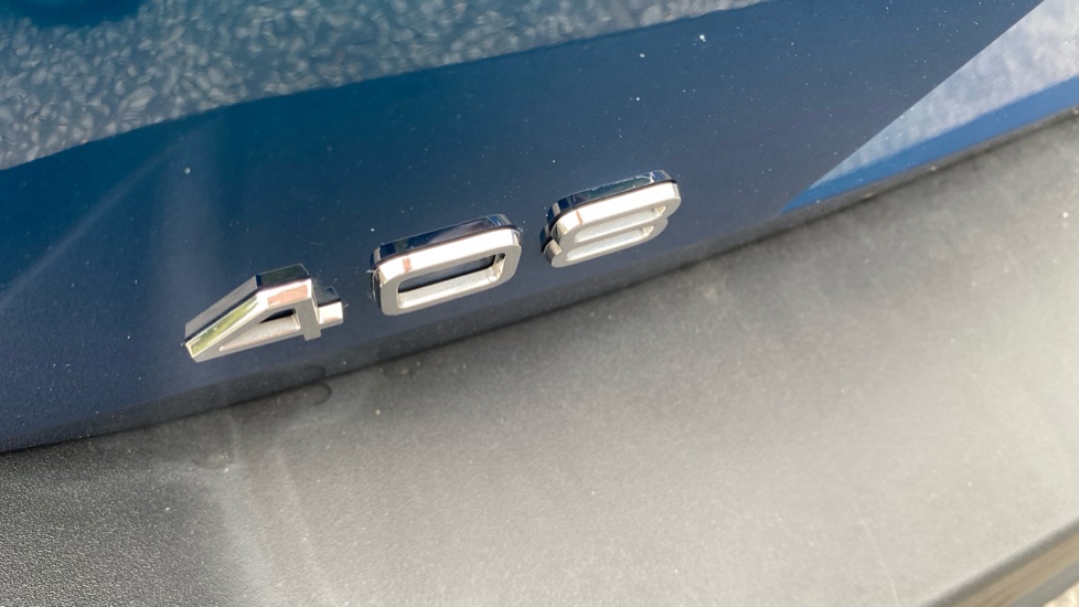 Peugeot 408 1.2 PureTech GT 5dr EAT8 Petrol Hatchback - Image 32