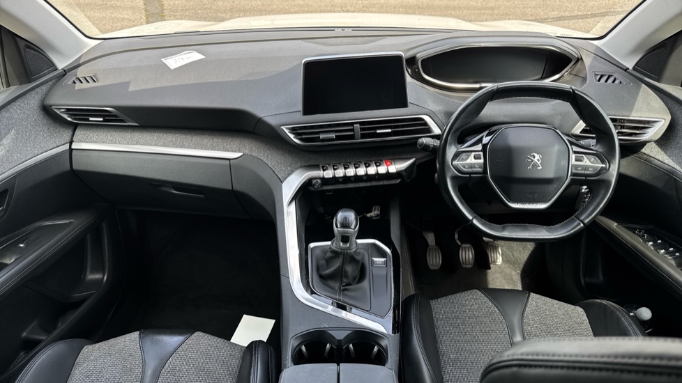 Peugeot 3008 1.5 BlueHDi Allure 5dr Diesel Estate - Image 10