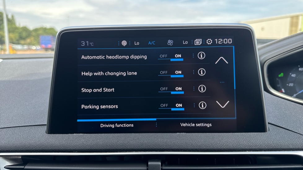 Peugeot 3008 1.5 BlueHDi Allure 5dr Diesel Estate - Image 30