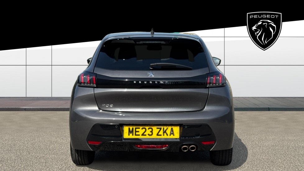 Peugeot 208 1.2 PureTech 130 Allure Premium + 5dr EAT8 Petrol Hatchback - Image 6