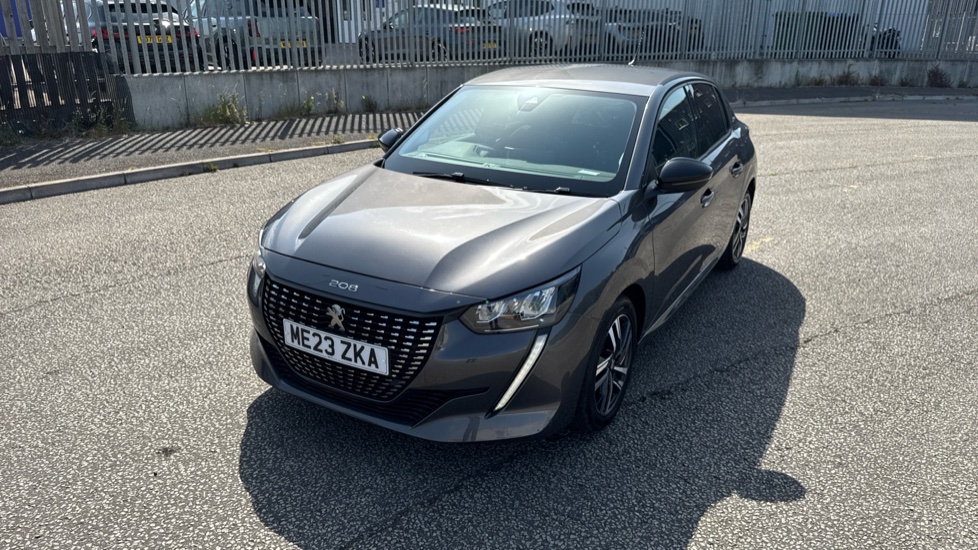 Peugeot 208 1.2 PureTech 130 Allure Premium + 5dr EAT8 Petrol Hatchback - Image 40