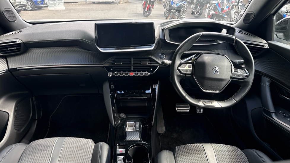 Peugeot 2008 100kW GT 50kWh 5dr Auto Electric Estate - Image 10