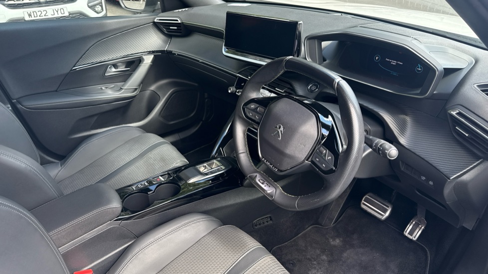 Peugeot 2008 100kW GT 50kWh 5dr Auto Electric Estate - Image 11