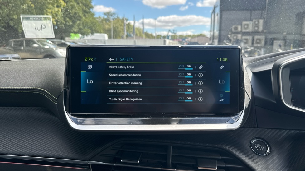 Peugeot 2008 100kW GT 50kWh 5dr Auto Electric Estate - Image 33