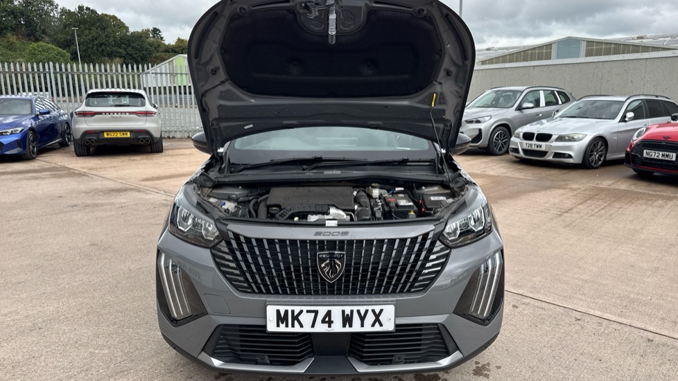 Peugeot 2008 1.2 PureTech 130 Allure 5dr Petrol Estate - Image 8