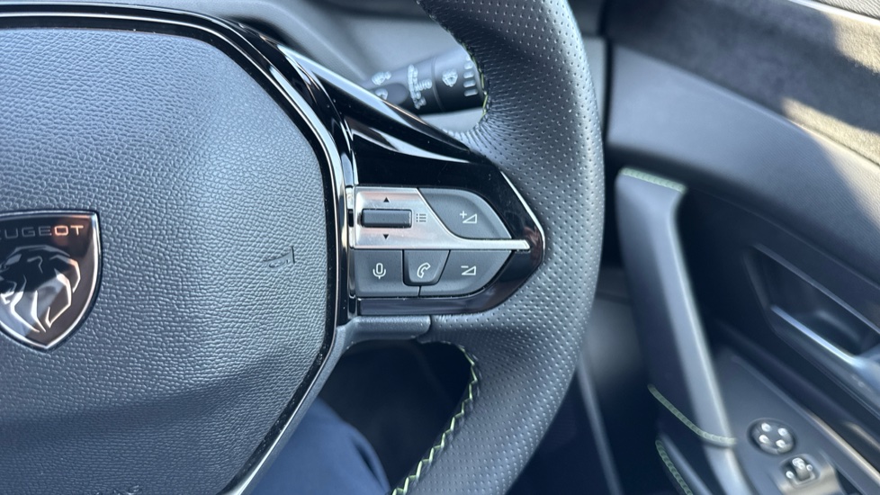 Peugeot 308 115kW GT 54kWh 5dr Auto Electric Hatchback - Image 29