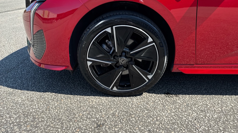Peugeot 308 115kW GT 54kWh 5dr Auto Electric Hatchback - Image 37
