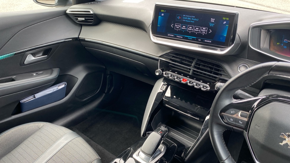 Peugeot 208 100kW Allure 50kWh 5dr Auto Electric Hatchback - Image 14