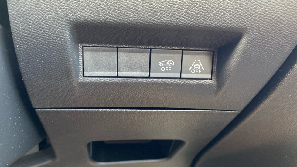 Peugeot 208 100kW Allure 50kWh 5dr Auto Electric Hatchback - Image 33