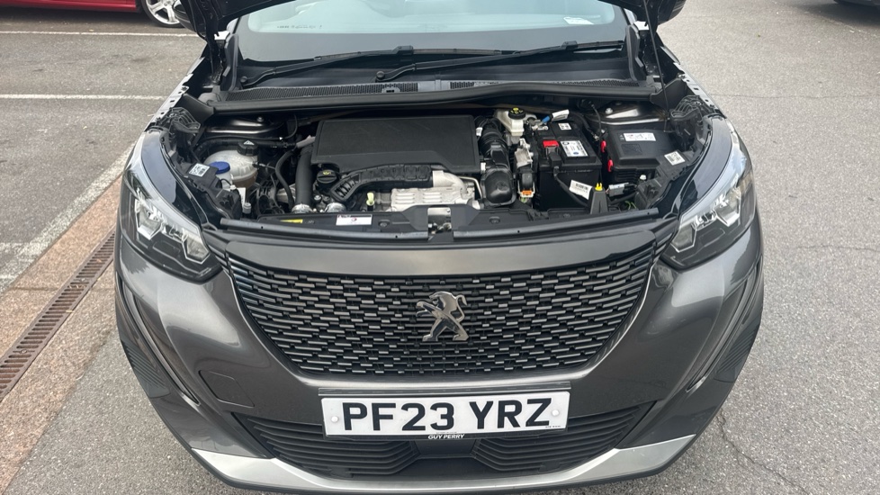 Peugeot 2008 1.2 PureTech Allure Premium+ 5dr Petrol Estate - Image 8
