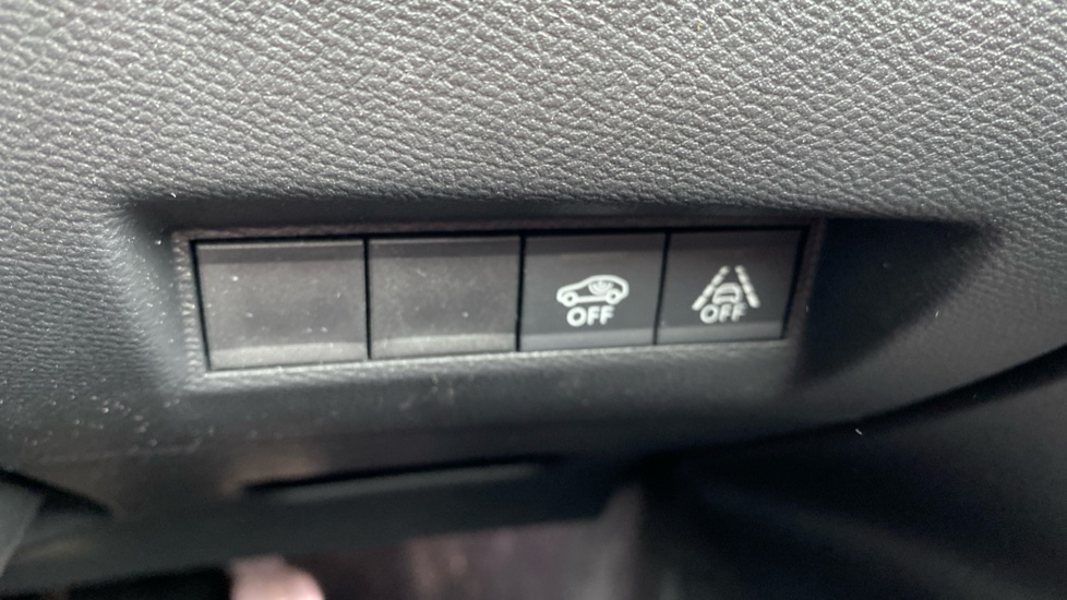 Peugeot 2008 1.2 PureTech 130 GT 5dr Petrol Estate - Image 45