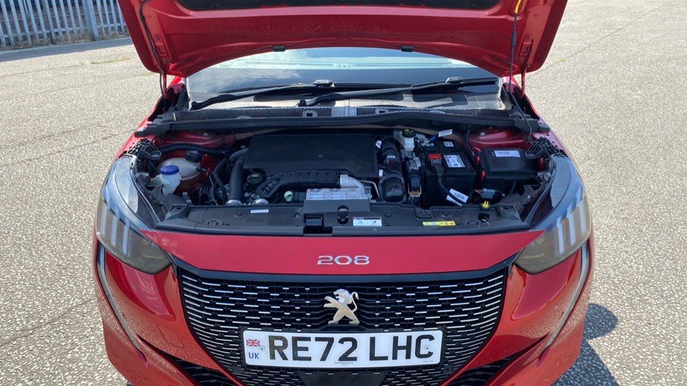 Peugeot 208 1.2 PureTech 100 GT Premium 5dr Petrol Hatchback - Image 8