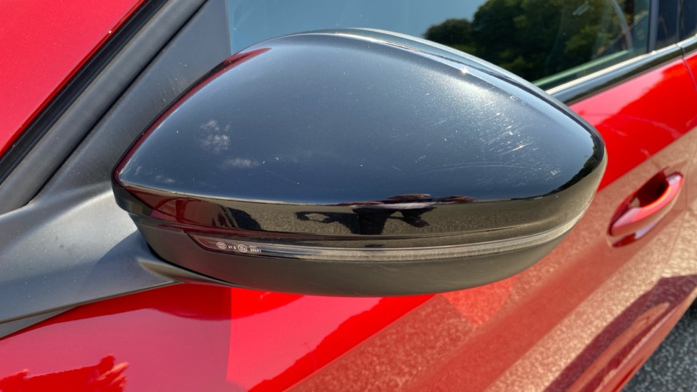 Peugeot 208 1.2 PureTech 100 GT Premium 5dr Petrol Hatchback - Image 25