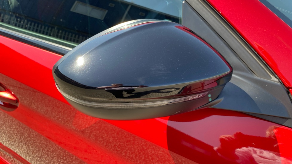 Peugeot 208 1.2 PureTech 100 GT Premium 5dr Petrol Hatchback - Image 38
