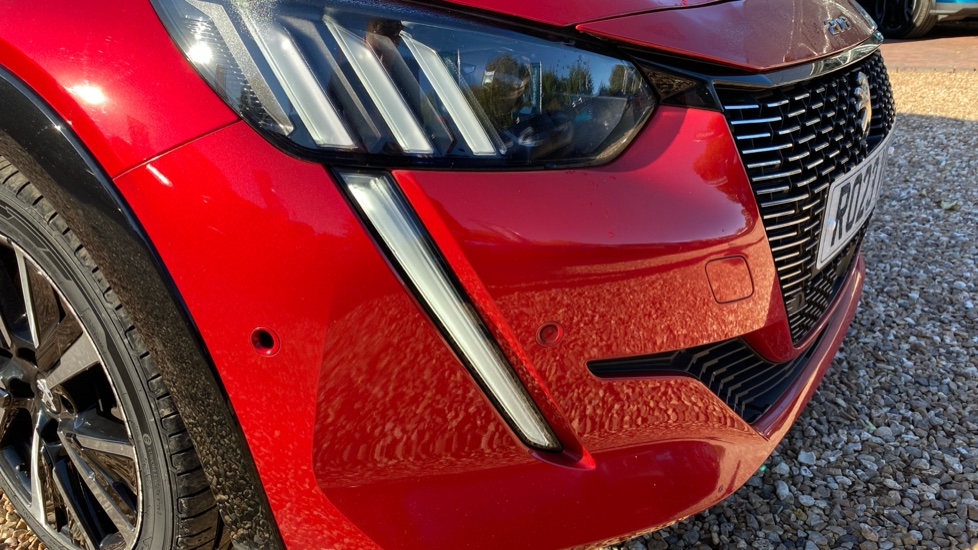Peugeot 208 1.2 PureTech 130 GT 5dr EAT8 Petrol Hatchback - Image 32