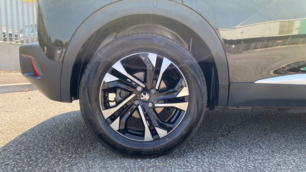 Peugeot 2008 100kW GT 50kWh 5dr Auto Electric Estate - Image 7