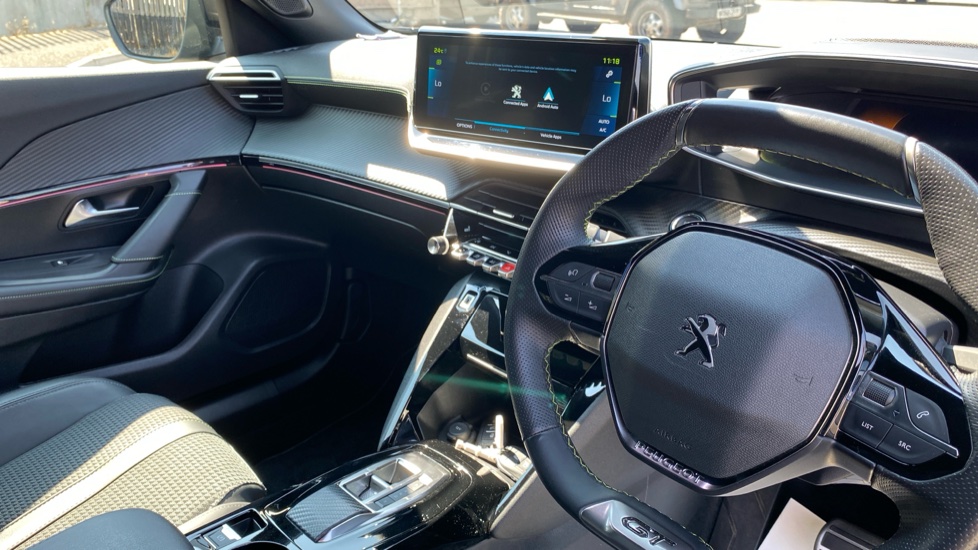 Peugeot 2008 100kW GT 50kWh 5dr Auto Electric Estate - Image 14