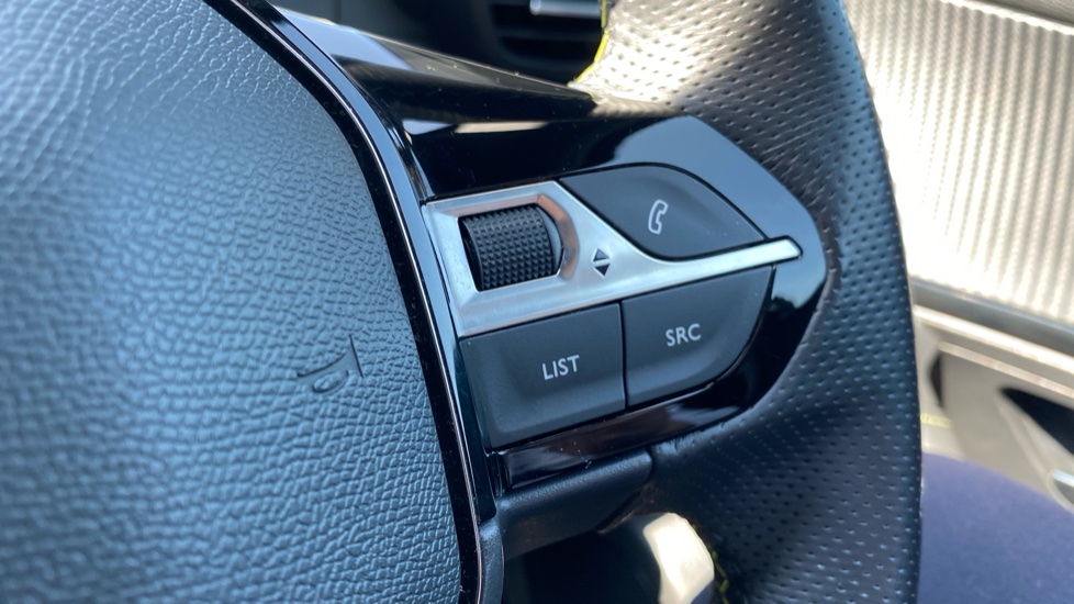 Peugeot 2008 100kW GT 50kWh 5dr Auto Electric Estate - Image 27