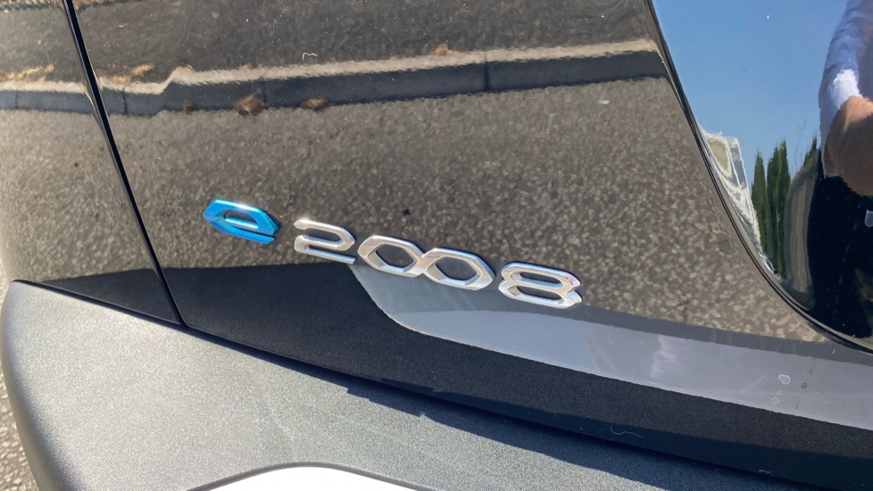 Peugeot 2008 100kW GT 50kWh 5dr Auto Electric Estate - Image 32