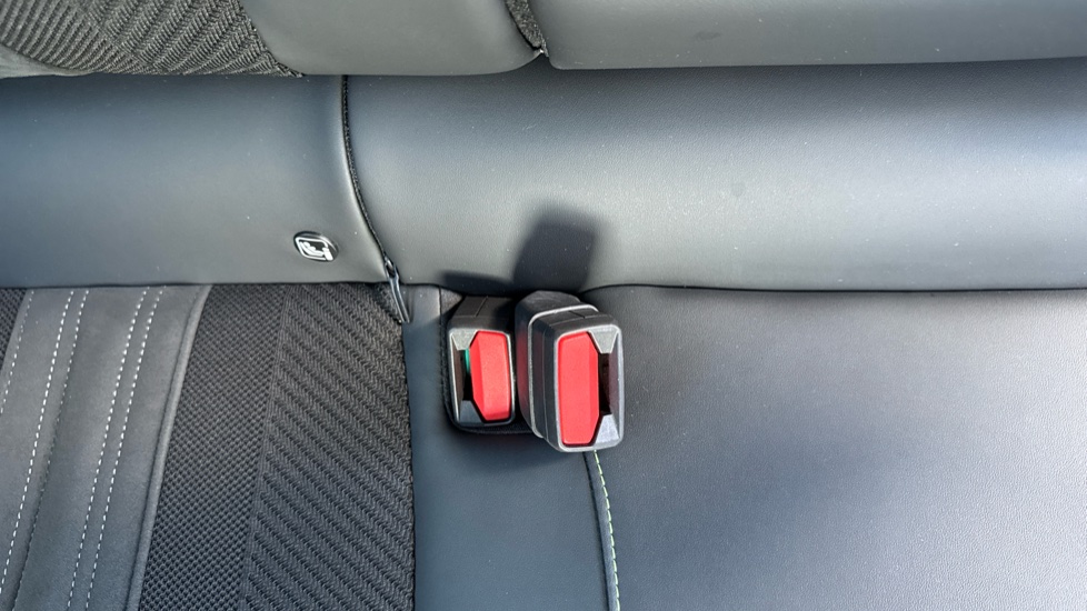 Peugeot 308 1.6 Plug-in Hybrid GT 5dr e-EAT8 Hatchback - Image 17