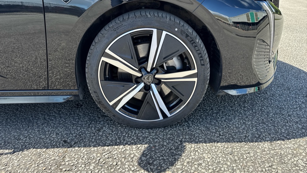 Peugeot 308 1.6 Plug-in Hybrid GT 5dr e-EAT8 Hatchback - Image 36