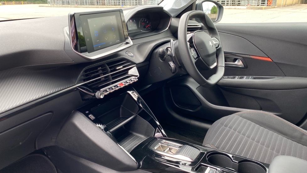 Peugeot 208 1.2 PureTech 100 Active Premium + 5dr EAT8 Petrol Hatchback - Image 9