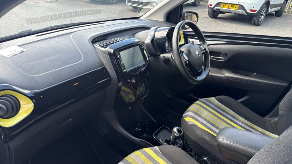Peugeot 108 1.0 72 Collection 5dr 2-Tronic Petrol Hatchback - Image 9